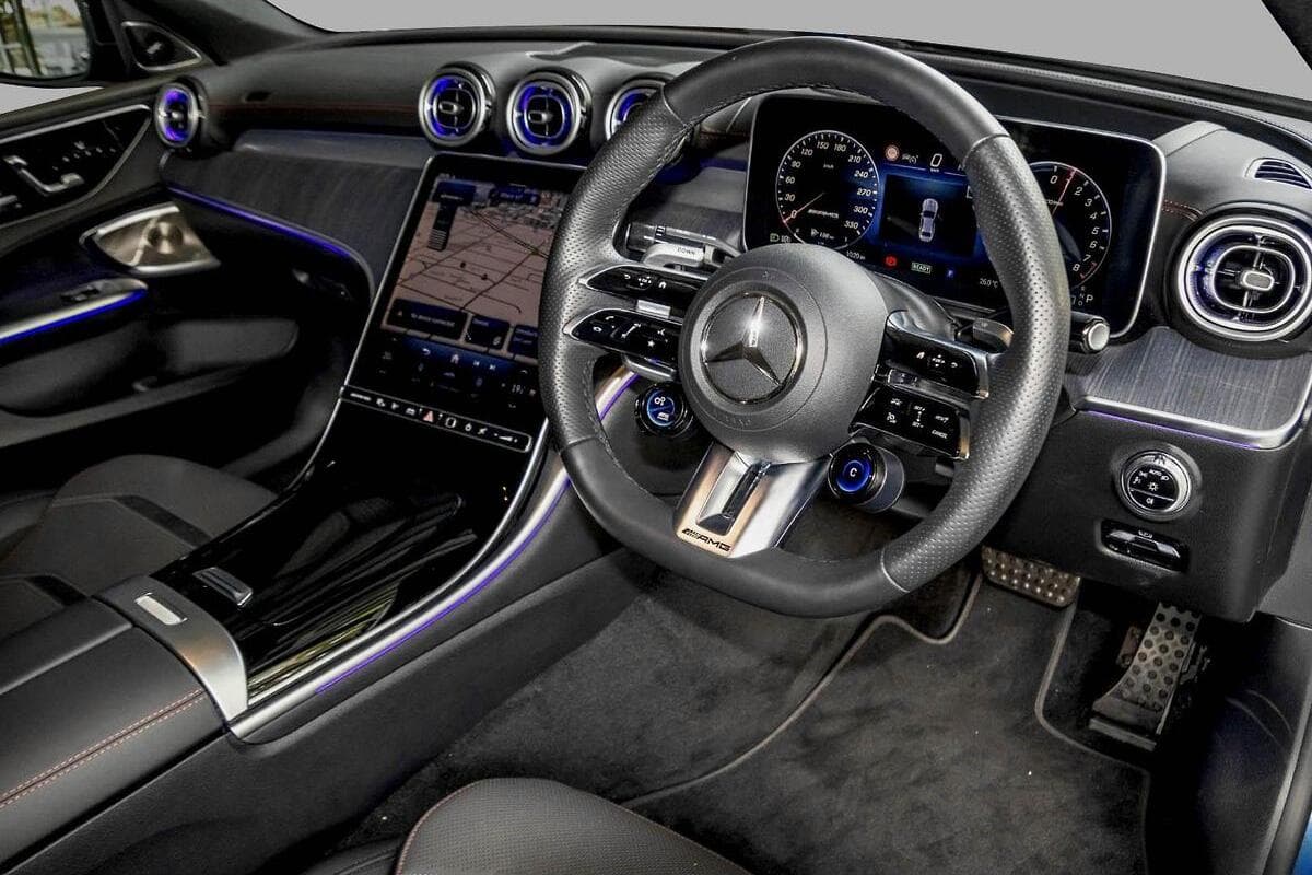 2024 Mercedes-Benz C-Class C63 AMG S E Performance Auto 4MATIC+ image 5