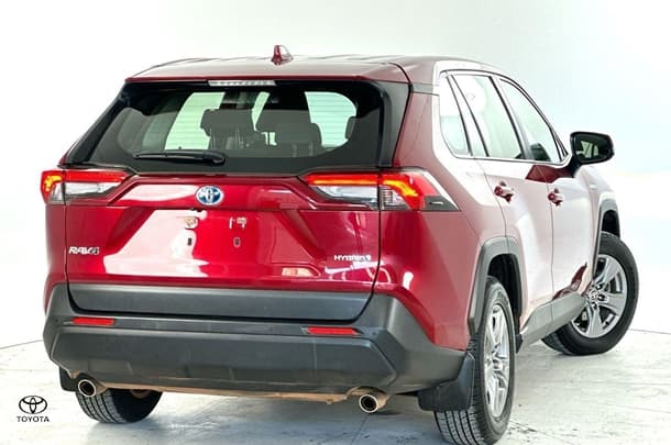 2023 Toyota Rav4 Hybrid GX-2WD image 8