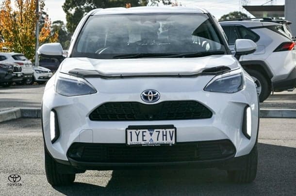 2023 Toyota Yaris Cross Hybrid GXL image 3