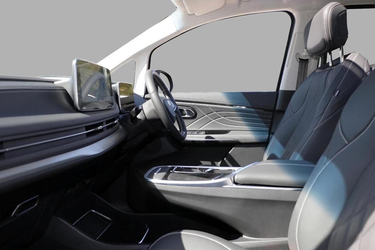 2025 LDV MIFA 9 Luxe Auto MY23 image 8