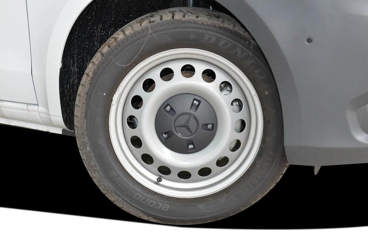 2024 Mercedes-Benz eVito 112 Medium Wheelbase Auto image 13
