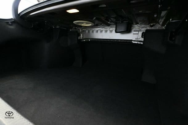 2018 Toyota Camry SL image 8