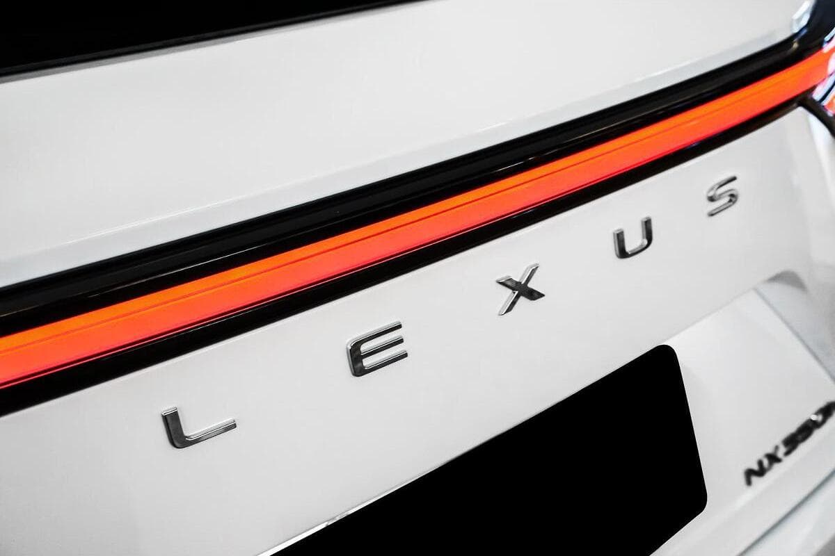 2024 Lexus NX NX350h F Sport Auto 2WD image 8