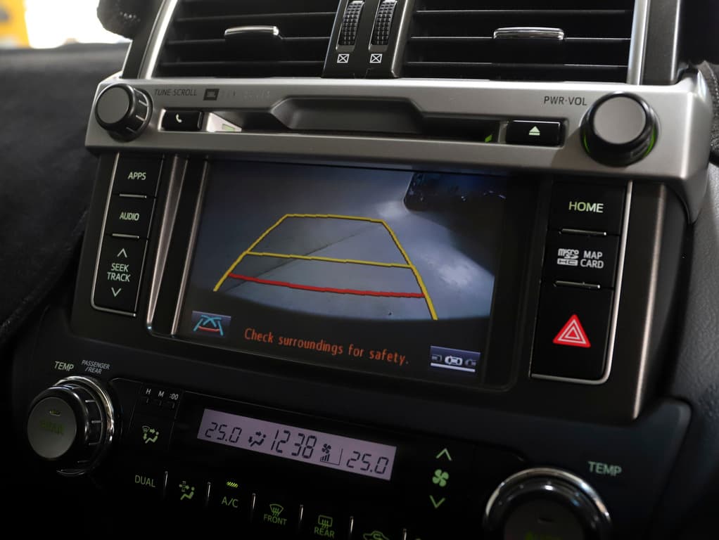 2017 Toyota Prado Kakadu image 28