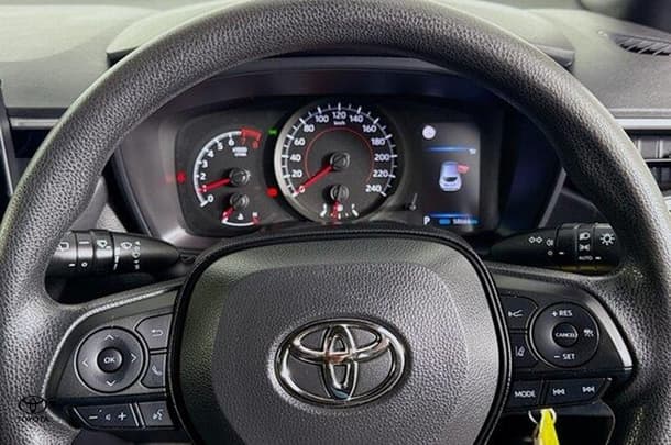 2021 Toyota Corolla Ascent Sport image 12