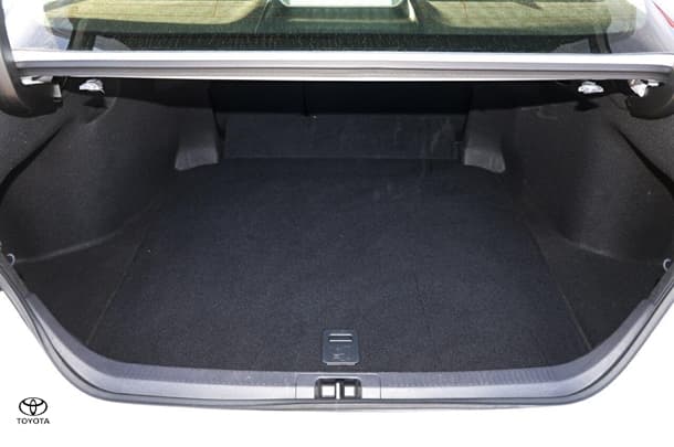 2024 Toyota Camry Ascent image 19