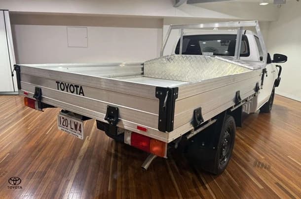 2024 Toyota Hilux Workmate image 10