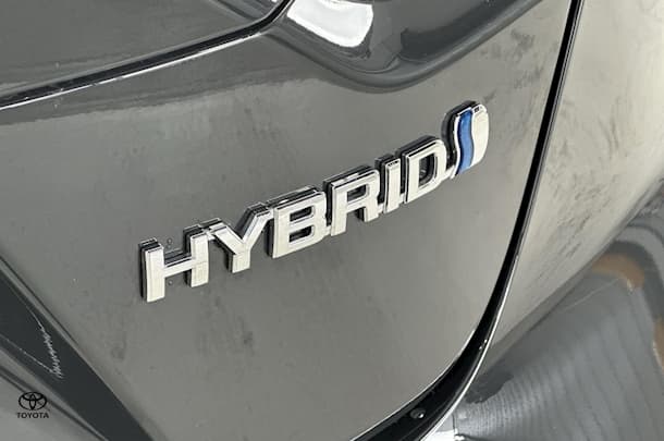 2023 Toyota Corolla Sedan Hybrid Ascent Sport image 29