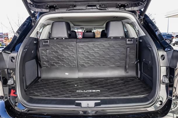 2022 Toyota Kluger Hybrid AWD GRANDE image 10