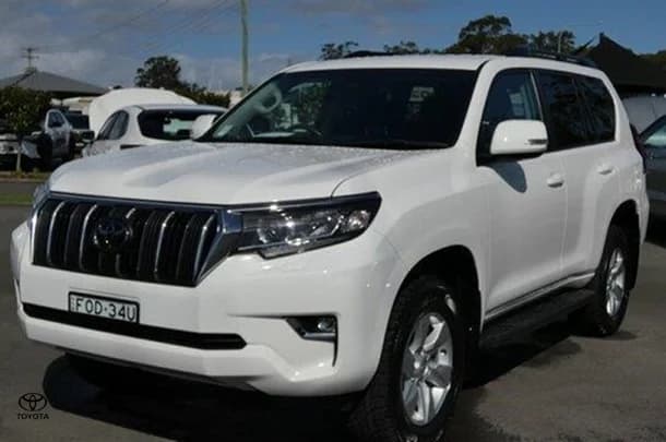 2023 Toyota Landcruiser Prado GXL image 3