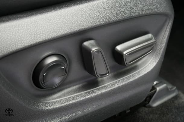 2023 Toyota Corolla Cross HV Atmos image 25