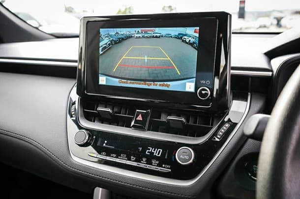 2024 Toyota Corolla Cross GX image 19