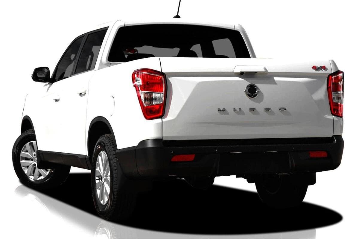2025 KGM SsangYong Musso ELX Auto 4x4 MY24 image 4