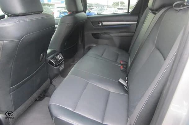 2024 Toyota Hilux Rogue image 12
