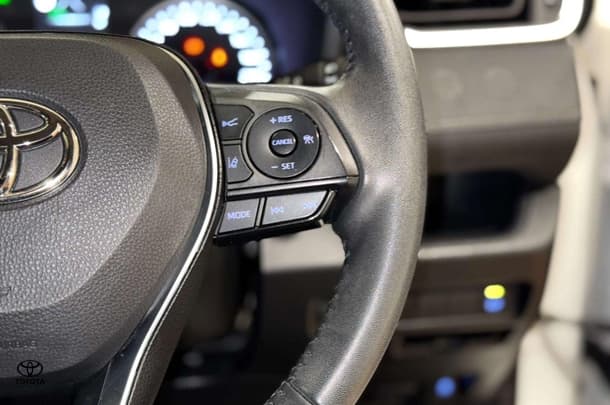 2022 Toyota Rav4 Hybrid GX-2WD image 19