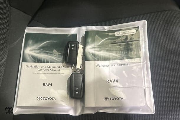2021 Toyota Rav4 Hybrid GX AWD image 6