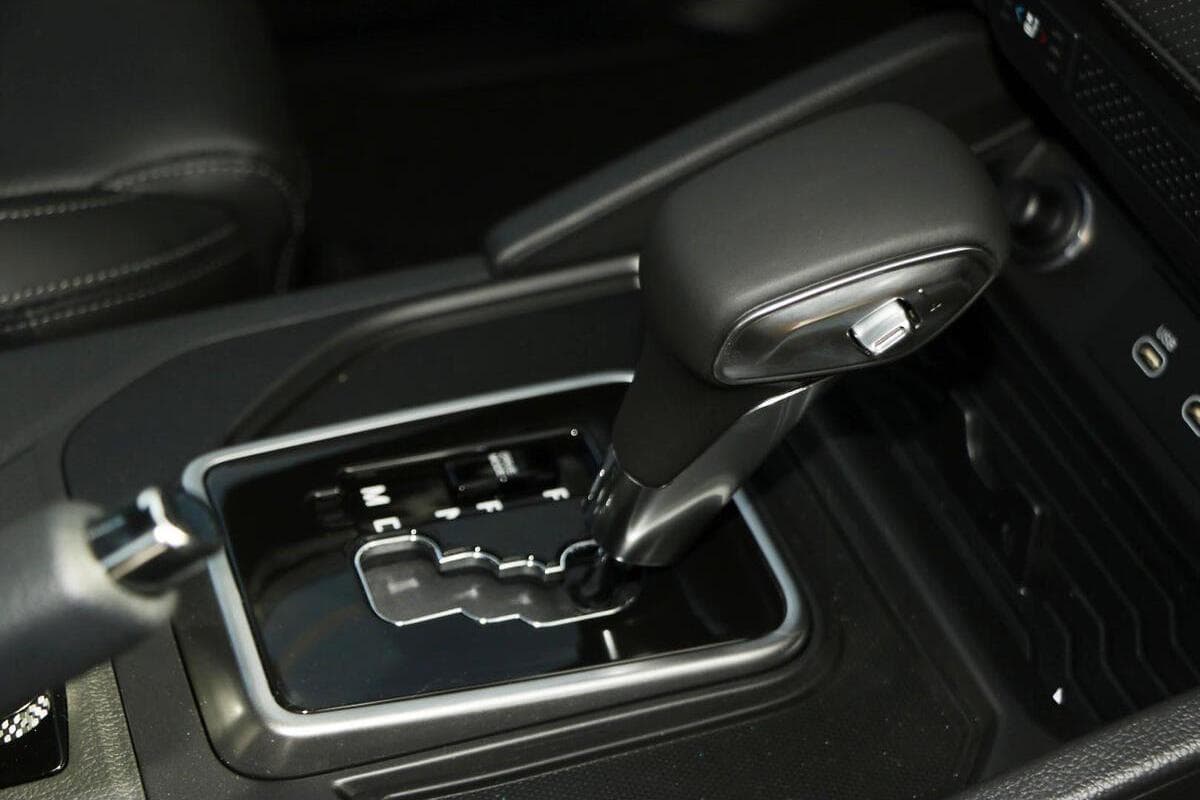2024 SsangYong Musso Ultimate XLV Auto 4x4 MY24 image 18