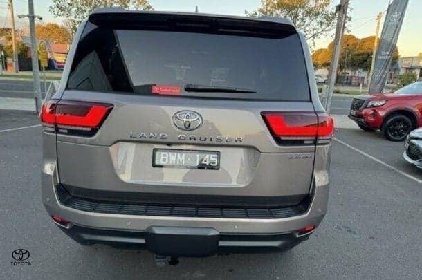 2022 Toyota Landcruiser Sahara image 4