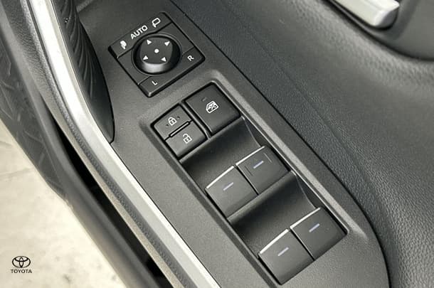 2022 Toyota RAV4 Cruiser 2WD image 14