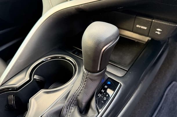 2019 Toyota Camry Hybrid Ascent Sport image 25