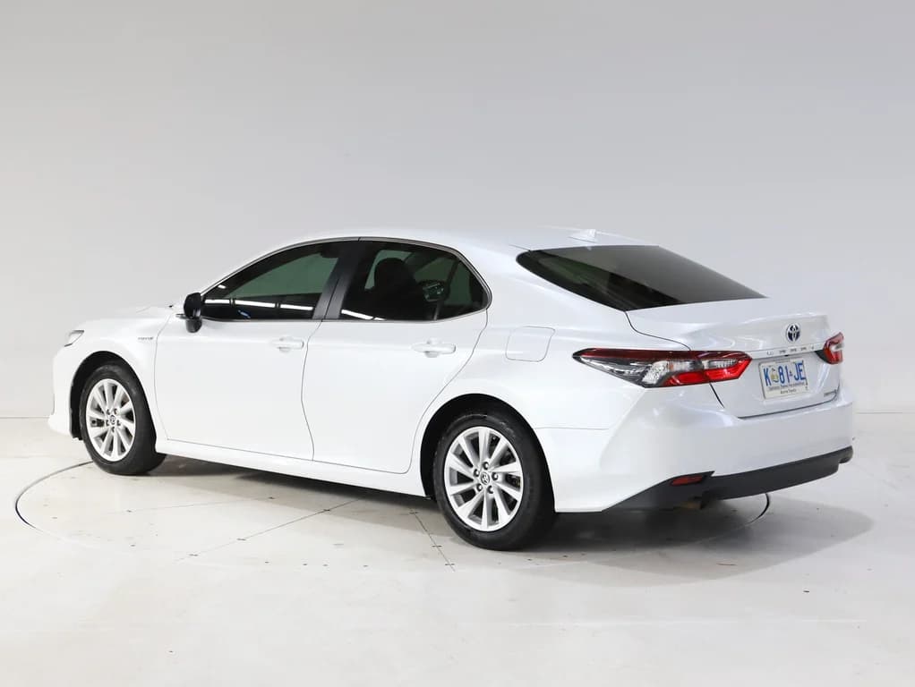 2022 Toyota Camry Hybrid Ascent image 5