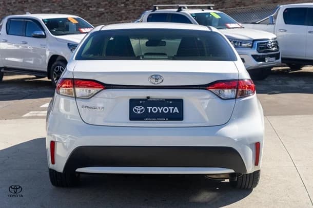 2021 Toyota Corolla Ascent Sport image 5