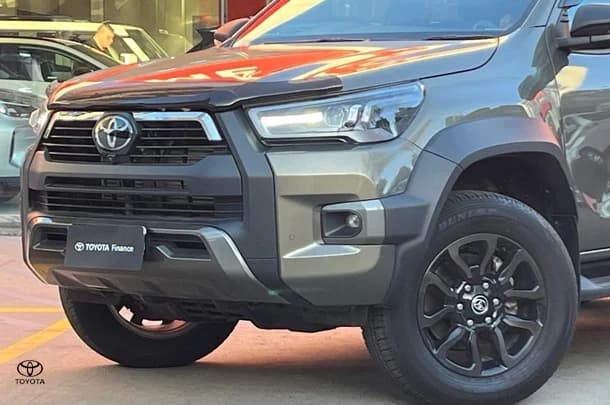 2023 Toyota Hilux 4x4 Rogue image 5