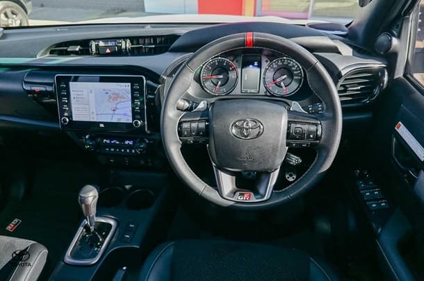 2023 Toyota HILUX GR-S image 9
