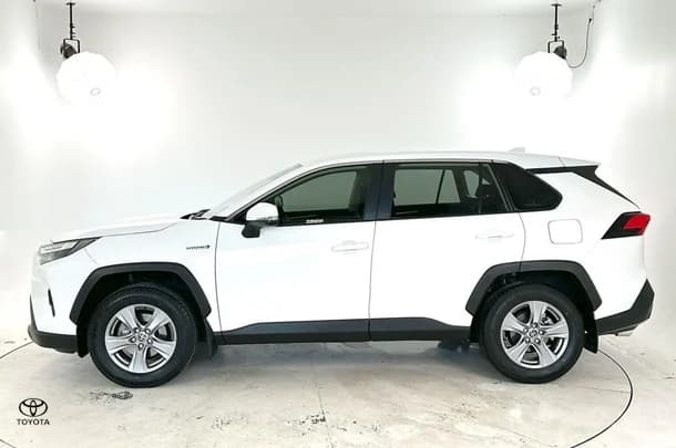 2021 Toyota Rav4 Hybrid GX AWD image 8