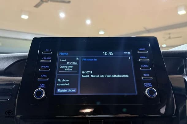 2024 Toyota Camry Hybrid Ascent image 21