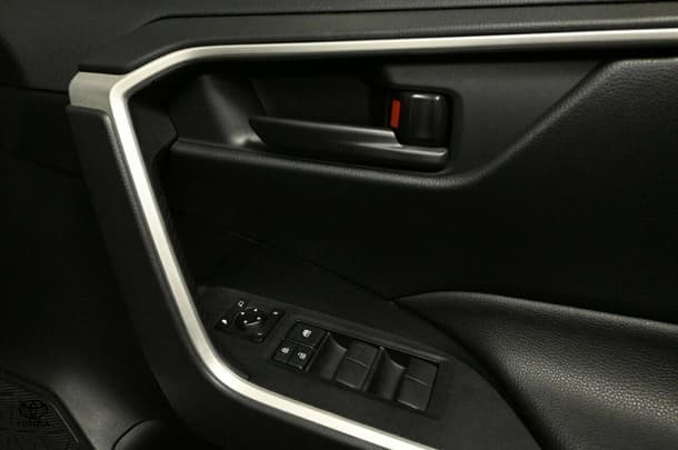 2023 Toyota Rav4 Hybrid GX AWD image 11