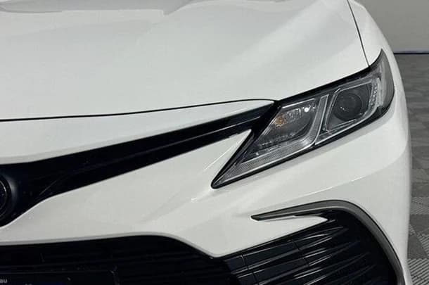2021 Toyota Camry Hybrid Ascent image 3