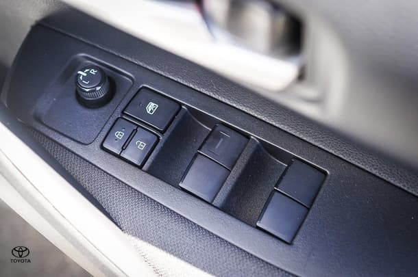 2024 Toyota COROLLA Ascent Sport image 10