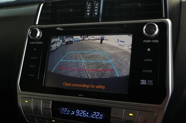 2019 Toyota Prado GXL image 12