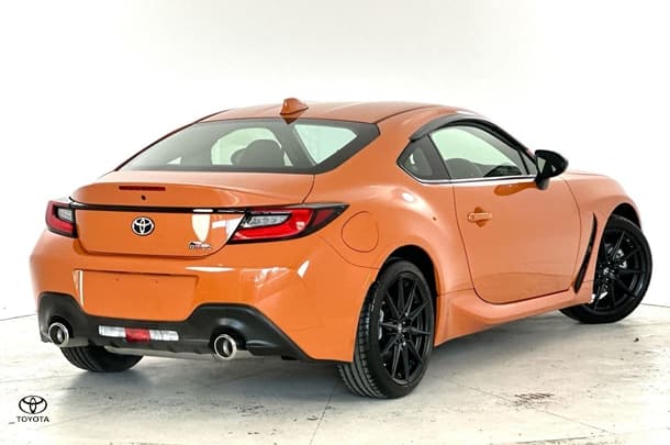 2023 Toyota GR86 10th Anniversary image 9