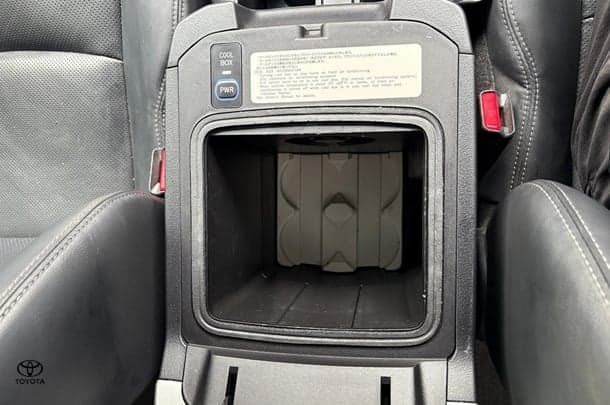 2021 Toyota Prado VX image 24