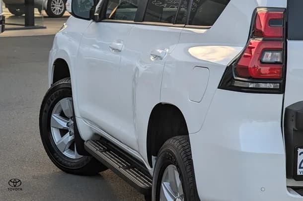 2021 Toyota Prado GXL image 4