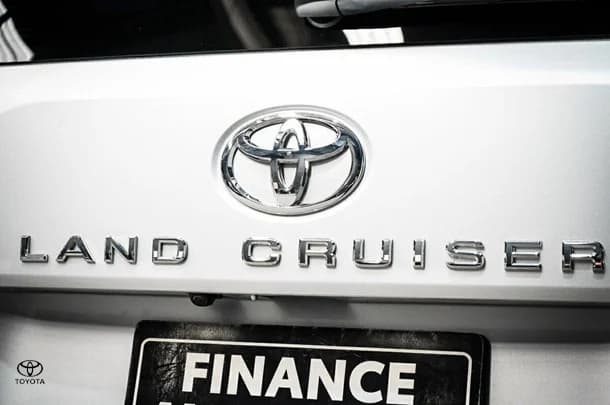 2024 Toyota Landcruiser VX image 8
