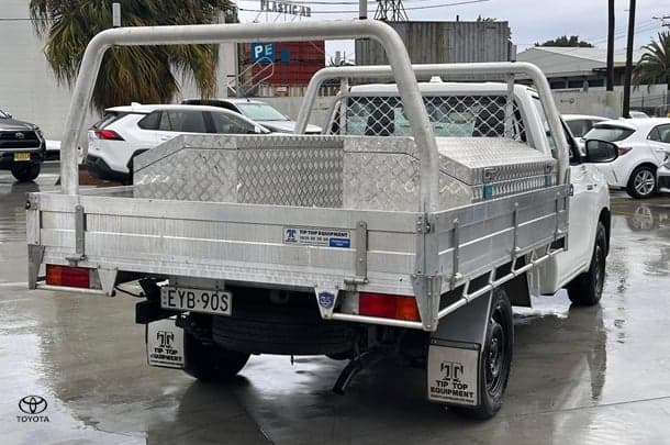 2023 Toyota HiLux 4x2 Workmate image 6