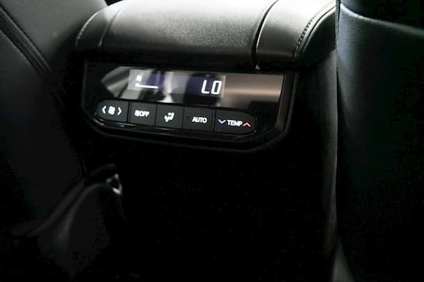 2023 Toyota Kluger Hybrid GRANDE image 12