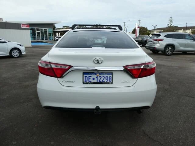 2015 Toyota Camry Altise image 5