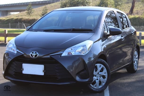 2019 Toyota Yaris Ascent image 11