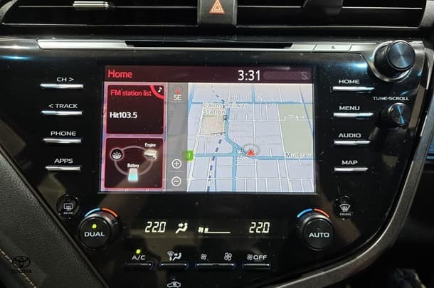 2020 Toyota Camry Hybrid SL image 21