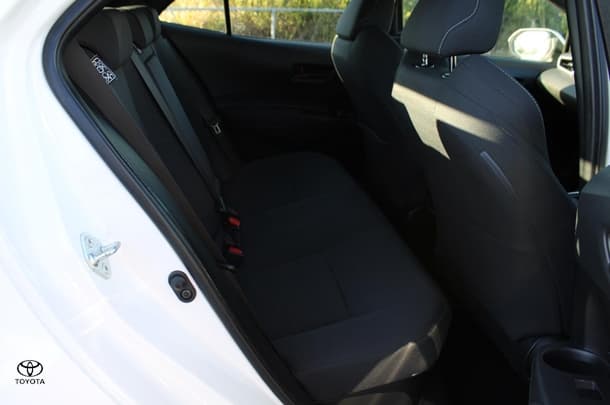 2020 Toyota Corolla Hatch Hybrid Ascent Sport image 18