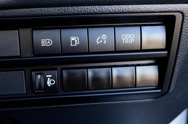 2023 Toyota Tundra Limited image 16