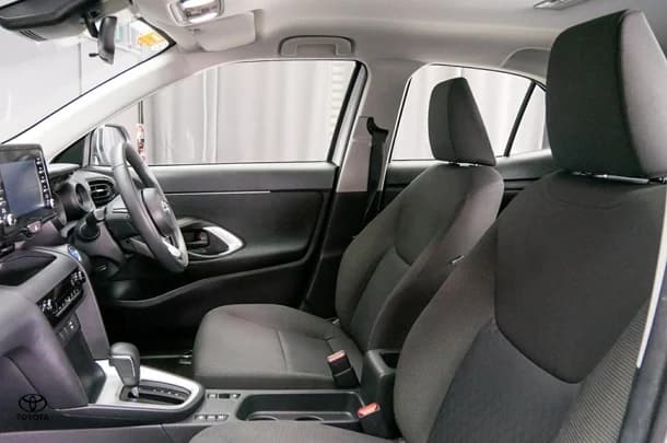 2024 Toyota Yaris Cross Hybrid GX image 21