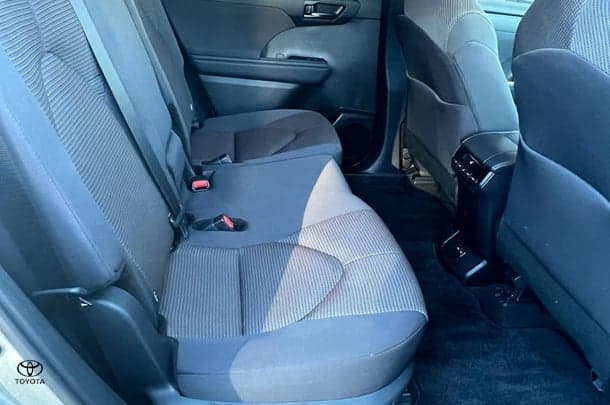 2024 Toyota Kluger GX image 9