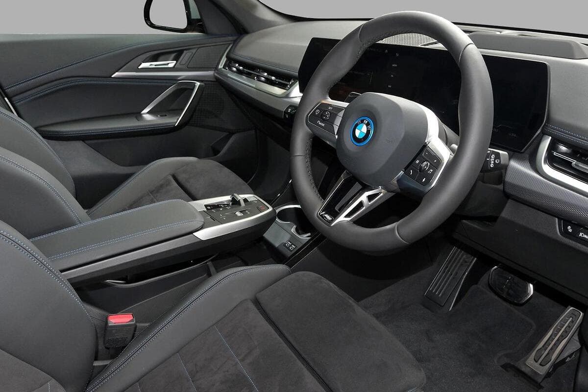 2025 BMW iX1 xDrive30 M Sport U11 Auto AWD image 6