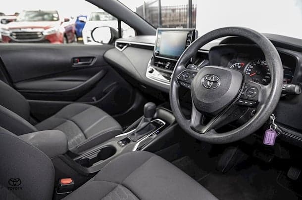 2021 Toyota Corolla Ascent Sport image 16