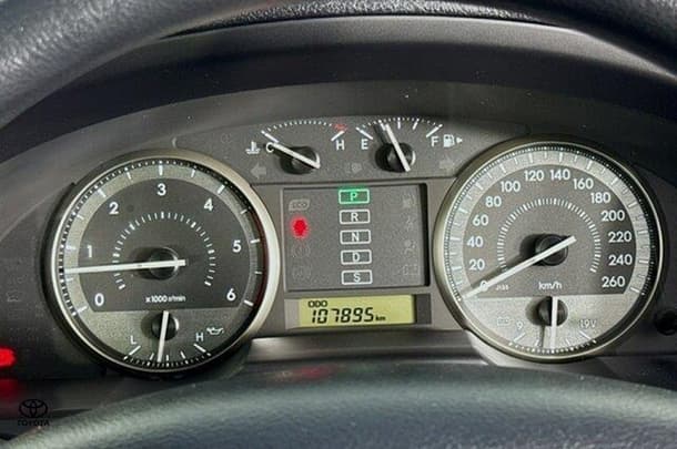 2020 Toyota LANDCRUISER GX image 18